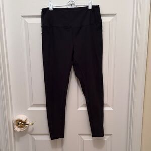 Danskin Size Large Black High-Waisted Leggings